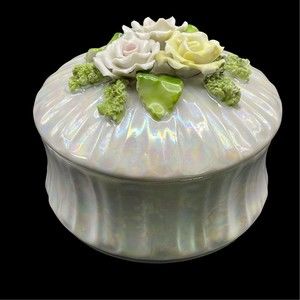 Elfinware Mossware German Pre 1945 Trinket Box Pearl Lustre White Yellow Roses